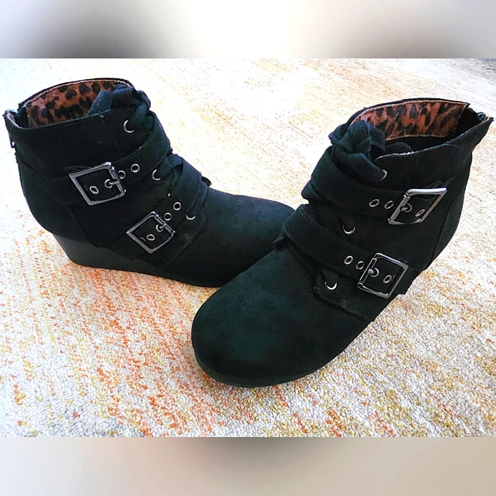 Justice Buckle Lace Up Zipper Back Suede Booties